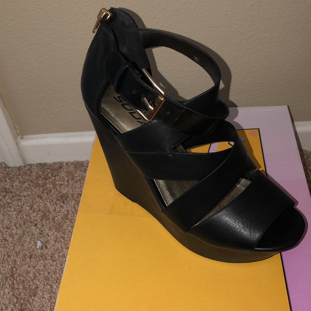 Black wedges (Or better offer)